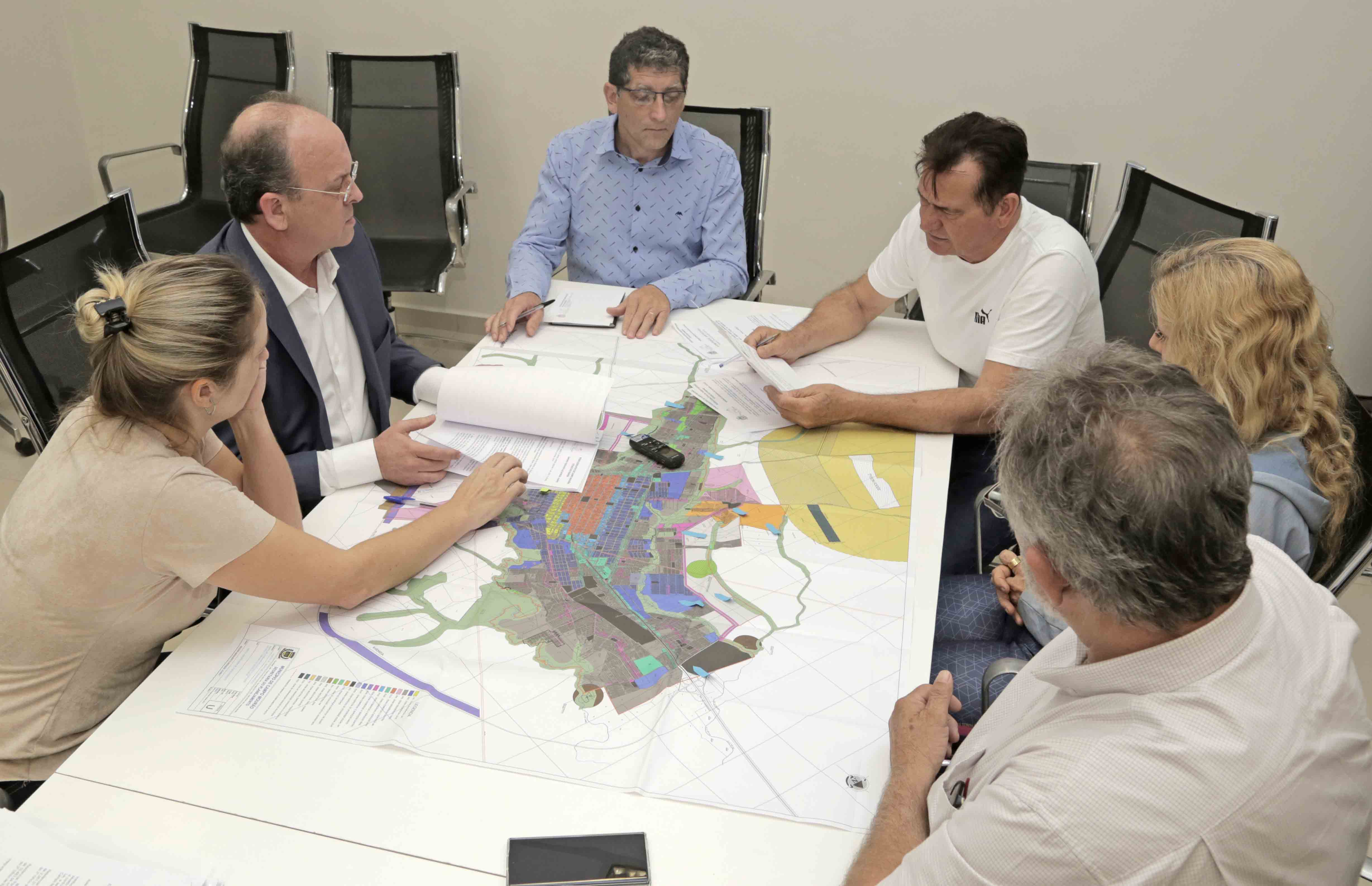 CEM analisa PLC de zoneamento urbano em Campo Mourão
