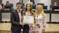 Homenageada pela Câmara a mourãoense Miss Teen Brasil