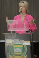 Naiany Salvadori ministra palestra na Assembleia Legislativa do Paraná 