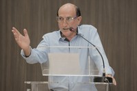 Olivino Custódio pede R$ 100 mil ao governo do estado para reformas em CMEI 